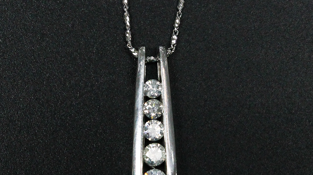 diamond necklace 3