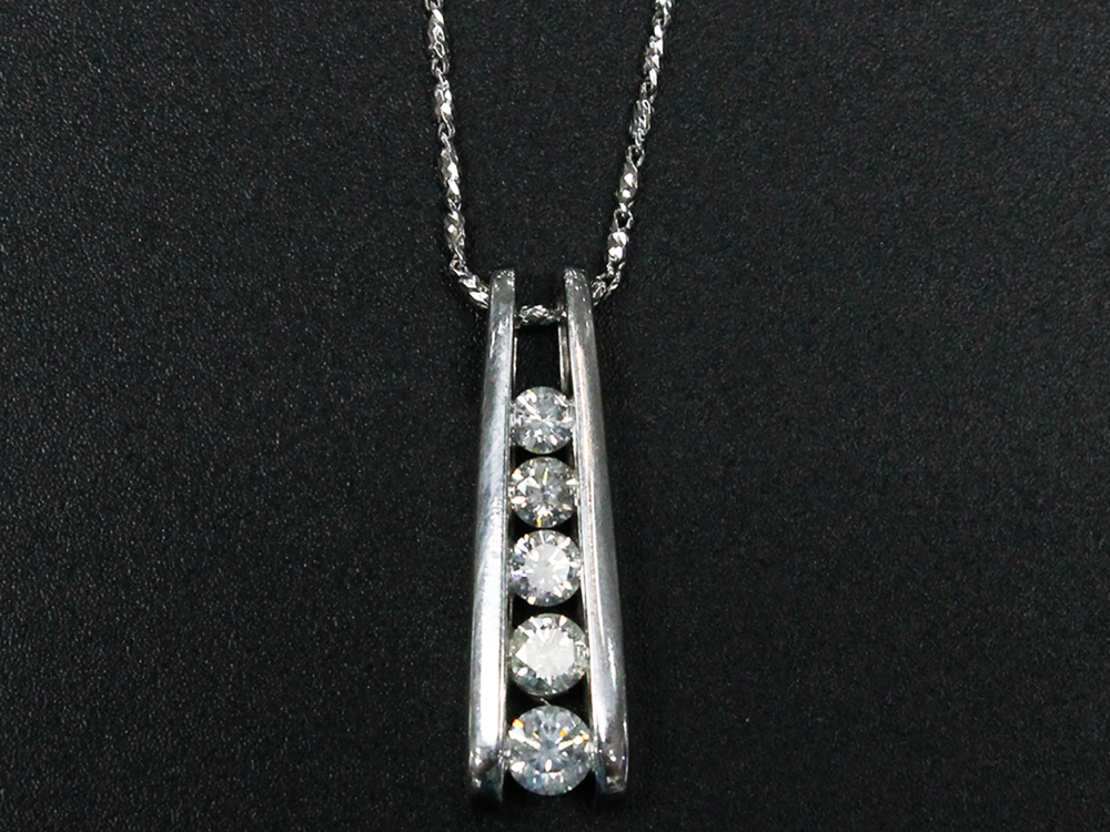 diamond necklace 3