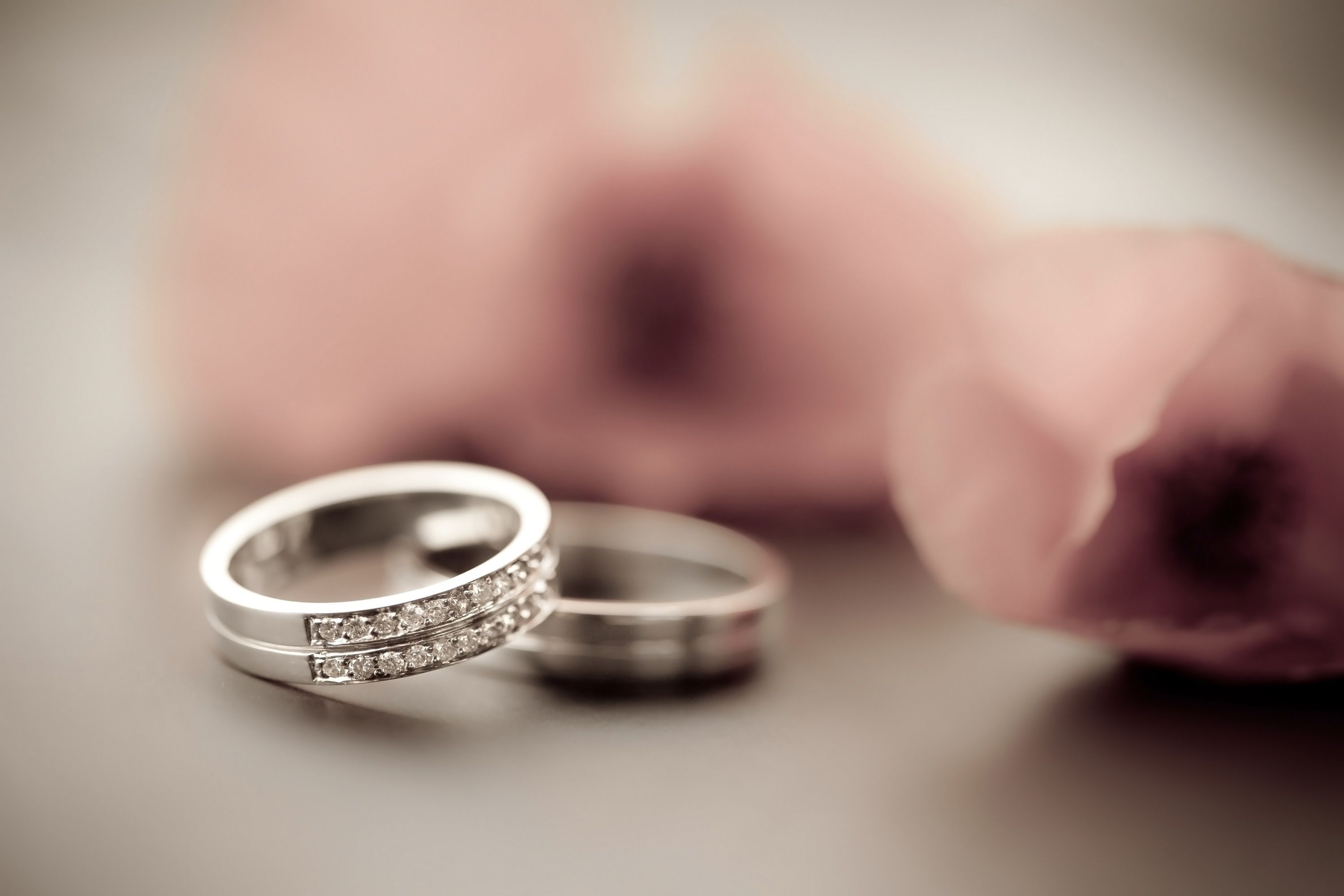 200+] Wedding Rings Pictures | Wallpapers.com
